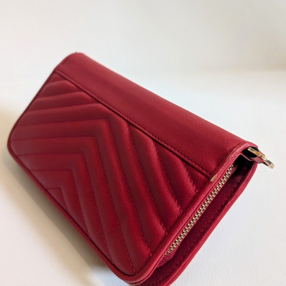 Red Crossbody Wallet - Picture 8 of 13